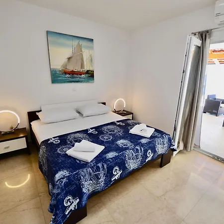 Petarcica ザヴァラ